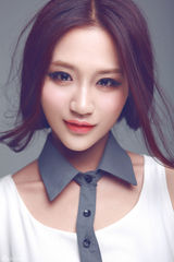 组图：陈梦露宣传照曝光 温顺灵动凸显独特气息