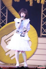 组图：容祖儿望房祖名振作 张智霖怕儿子碰毒品