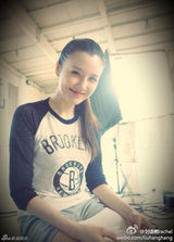 组图：央视美女主播穿谁球衣谁输被称乌贼