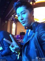 组图：2013新浪微博之夜众星后台准备花絮图