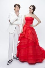 组图：陶喆8月31日海岛娶嫩妻江佩蓉 唯美婚纱照曝光