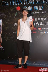 组图：歌剧魅影登台 吴建豪杨乃文朝圣