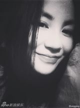 组图：王菲生日素颜自拍仍女神 粉丝留言盼复出