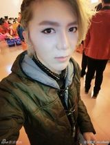 组图：好声音视觉美男梁君诺私照 网曝整容传言