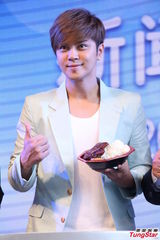 组图：罗志祥高考不堪回首 成绩烂到常倒数第一