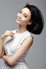 组图：潘之琳最新写真 笑容甜美恬淡宜人