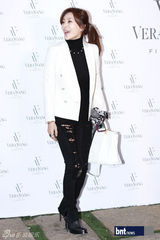 组图：韩星金莎朗金敏贞等出席品牌新品发布会