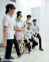 高清图：EXO-K金有贞校服广告花絮照清新阳光