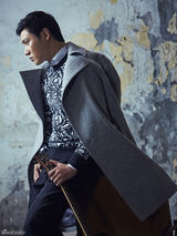 组图：陆毅杂志大片曝光 复古色彩造型百变