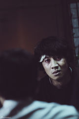 组图：《好朋友》新剧照 池城露腹肌演热血男儿