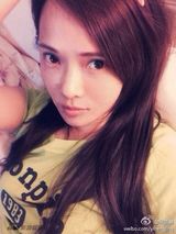 组图：世界杯嗨起来！明星球迷熬夜看比赛