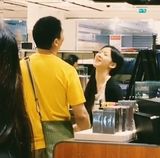 组图：奶茶妹刘强东巴黎购物 甜蜜搂腰有说有笑