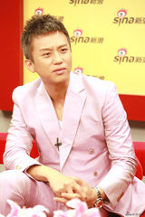 组图：黄晓明邓超佟大为做客聊《中国合伙人》