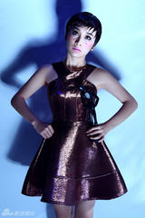 组图：徐申东最新时尚大片 变身俏丽魔幻公主