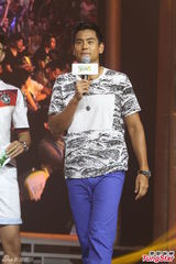 组图：彭于晏变黝黑壮汉 不介意尝试冷血杀人狂