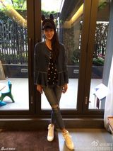 组图：《爸爸2》帅爸美妻比拼 萌娃到底遗传谁