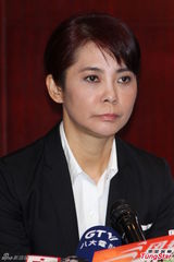 组图：柯震东台北道歉会气色不佳 情绪较为镇定