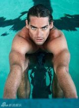 组图：法国泳坛美男展现性感运动魅力