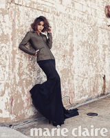 高清组图：韩星李珉廷纽约街头写真展女王范