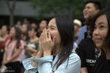 组图：邓超玩快闪 《分手大师》教跳“逗B舞”