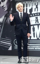 组图：Super Junior回归在即 发布会大展搞怪本能引爆笑