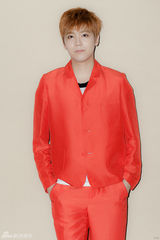 组图：对话FTIsland李洪基 想与五月天合作