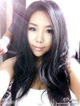 组图：超女纪敏佳被疑整容 自拍变锥子脸女神