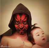 组图：日本父女逗比泡澡照走红 蠢萌犯二又有爱