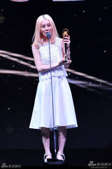 组图：陈建玮获得最佳台语男歌手奖