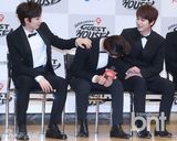 组图：SJ-M(Super Junior-M)出演新综艺 为粉丝当导游包住宿