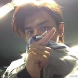 组图：自拍范本陈柏霖！卖萌耍帅颜值爆表