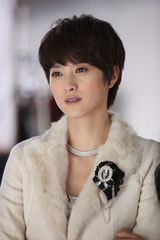 组图：《男人帮》曝剧照 隋俊波干练摩登女