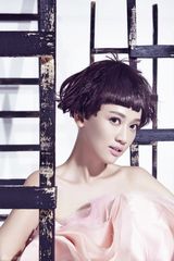 组图：陈乔恩曝精美写真 可爱俏皮不失妩媚