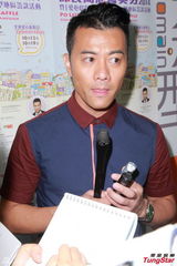 组图：港姐性感现身 冠军邵珮诗坦承背景雄厚