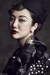 组图：林芮西复古时尚写真  变身乱世佳人