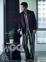 组图：黄维德最新居家写真 随性自然展熟男魅力