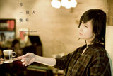组图：《等一个人咖啡》周慧敏复出演神秘美女