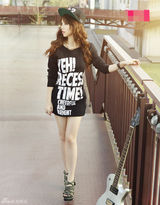 组图：邓紫棋夏日街拍活力 露脐装秀性感蛮腰