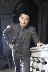 组图：佟大为化身导游 解密威尼斯开幕红毯