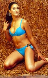 幻灯图集：埃曼纽尔-施莱琪获评最令人满意的女人 