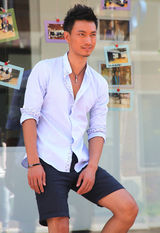 组图：型男江洋夏日清爽街拍