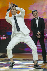 组图：邓超俞白眉解读世界杯分手大戏