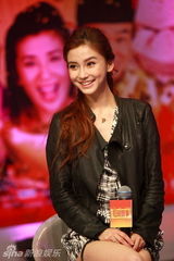 幻灯：《花田囍事2010》迎春会 黄百鸣携子送围脖