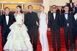 组图：《归来》戛纳首映 巩俐气场强大如女王