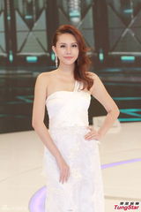 组图：2014港姐十强出炉 出水芙蓉白裙优雅