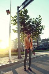 组图：马文龙时尚写真慵懒闲趣乐成“闲人”