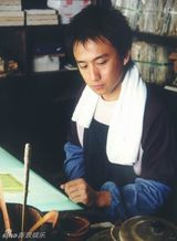 组图：黄磊变形记 从文艺男青年到温暖胖老爸