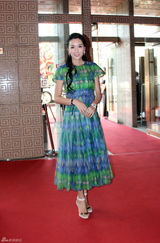 组图：明星公民颁奖盛典 群星到场星光熠熠