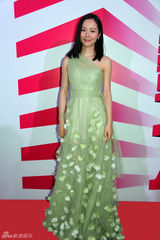 组图：丛林仙子江一燕清爽靓丽 加冕舞台新锐大奖