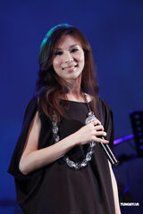 组图：林凡携手郁可唯开唱 配唱《犀利人妻》结缘